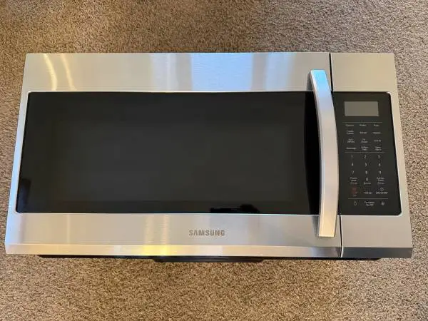 Samsung 30 in Stainless Steel Over-The-Range Microwave