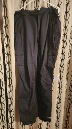 COLUMBIA Titanium Omni Tech Ski Pants L-32 / Like New