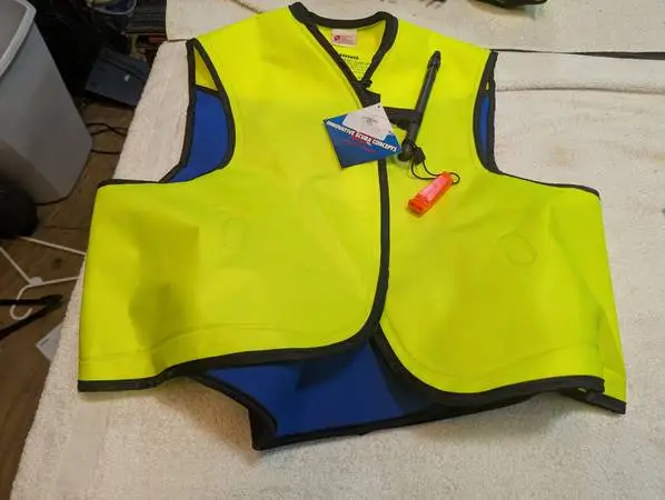 Brand New UNUSED Choice of SNORKEL VEST Size XL or S Jacket Snorkeling
