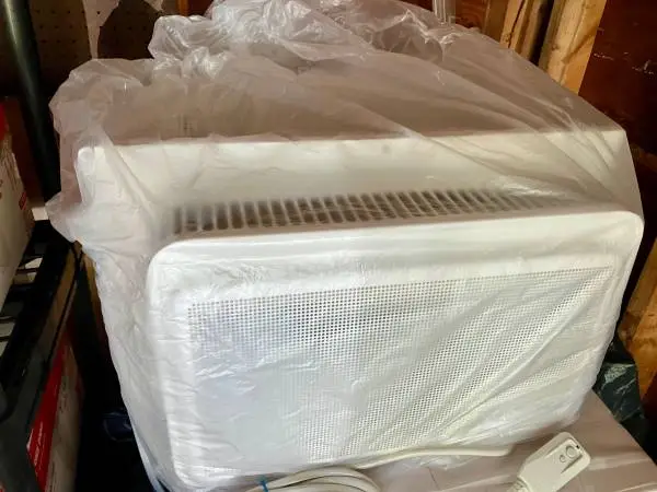 Used Windmill Air Conditioner Smart Home AC Quiet 8,300 BTU 325 sq ft.