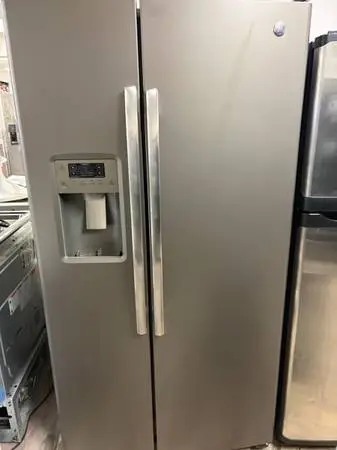 Slate GE 26 CuFt Side by Side Refrigerator
