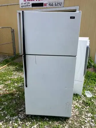 18 cubic foot refrigerator guaranteed delivery available