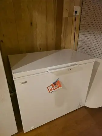 Freezer
Vissani 7.0 cu. ft. Freezer