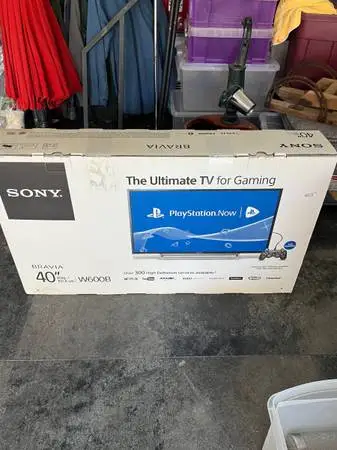 Reduced - New inbox 40 inch Sony smart TV