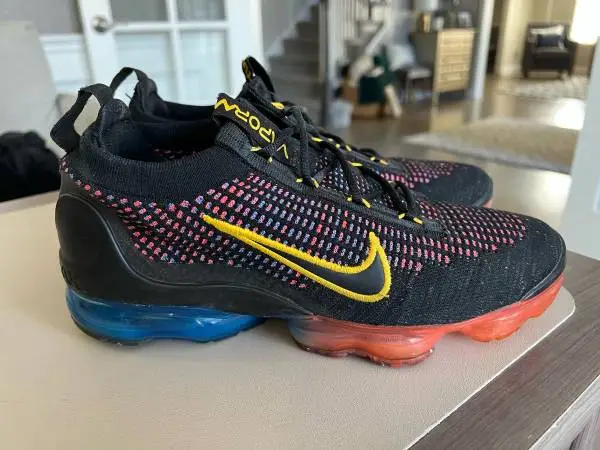 Nike Air VaporMax 2021 Flyknit Gradient Black Mens Sz 8