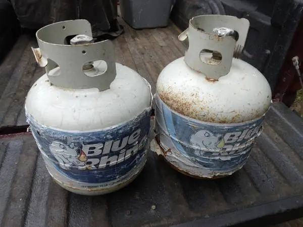 -  (2) FULL PROPANE  TANKS!