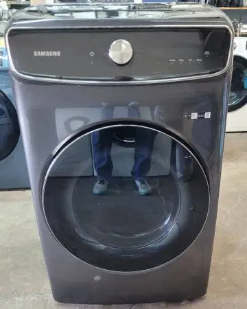 Samsung 27 smart dryer, like new.
