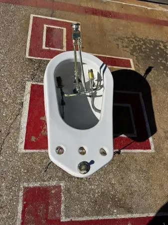 Bidet With all the parts