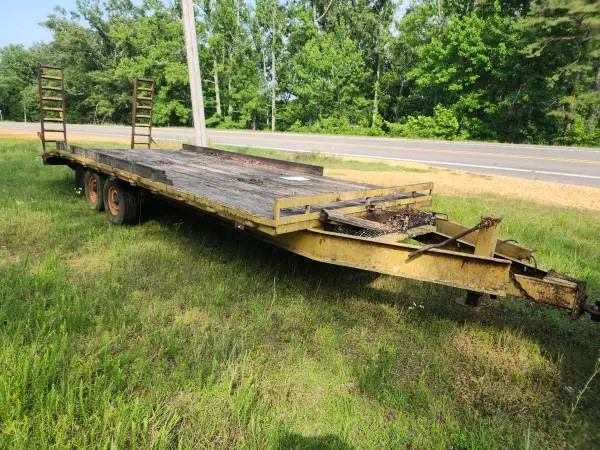 24x8 14,000 lb pintle hook trailer