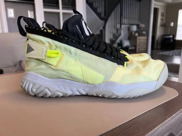 NIKE AIR JORDAN PROTO REACT MENS BARELY VOLT Sz 12