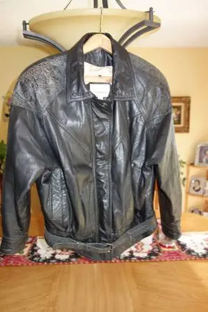 Ladies Nordstrom Point of View Medium Genuine Leather Jacket