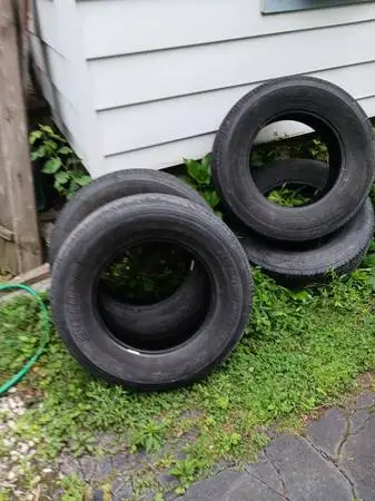 225/70 R17 SET OF FOUR reduced price