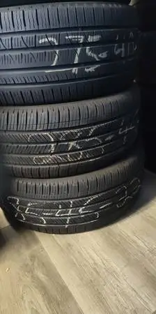 285/45/22 Pair (2) Used Tires*****great shape****