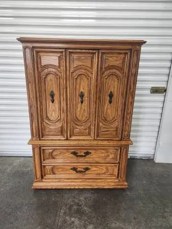 Thomasville Solid Oak Dresser Chest Armoire