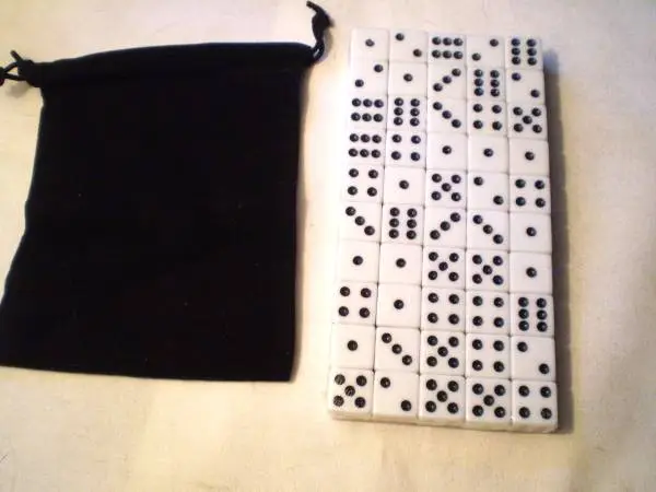 NEW 50 White Casino Dice with Black Bag 5/8 16 mm $5