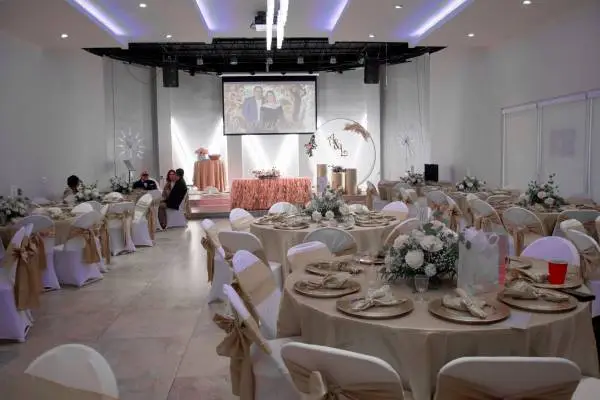 SALON DE FIESTAS