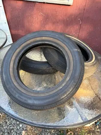 Vintage Volkswagen Beetle Continental Tubeless 5.60-15 tires 🛞