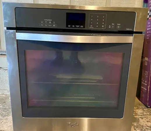 Whirlpool Electric Wall Oven (Stainless Steel)