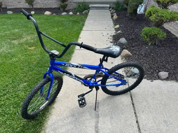 20 ROCKET BIKE $39