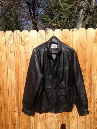WILSONS XL BLACK LEATHER COAT