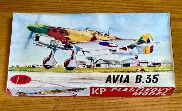 KP Models #8 AVIA B.35 Plastikovy 1:72 Airplane Model Kit Vintage