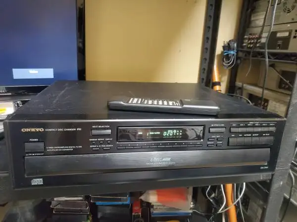 Onkyo 6 disc cd changer