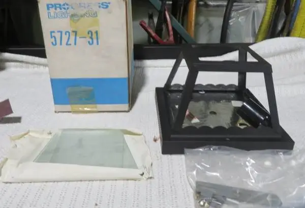Ceiling Light Outdoor Fixture Progress Lighting 5727-31 New