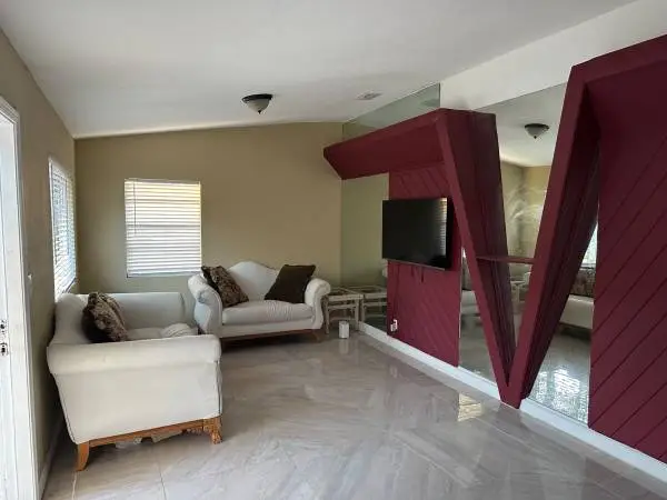 GREAT PALM BEACH RENTAL PROMOTION $210 WEEKLY