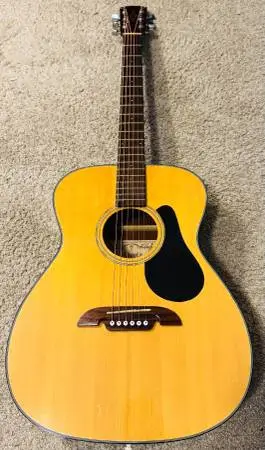 RF8  Acoustic Guitar FRESH SETUP & NEW STRINGS! Ready To P