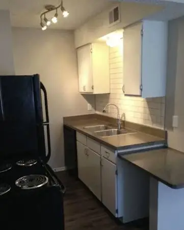 Super Affordable on a Budget in Trendy 78704-Blocks to HEB...