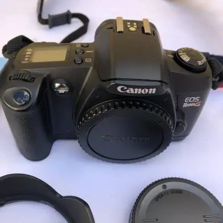35 mm Canon Eos Rebel G SLR