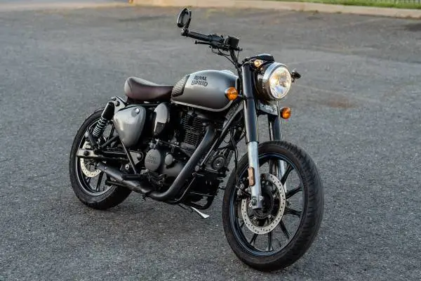 2023 Royal Enfield Classic 350 - Beginner Friendly - Only 2,949 Miles
