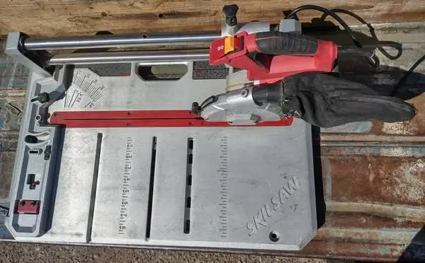 SkilSaw Flooring Saw 3601
