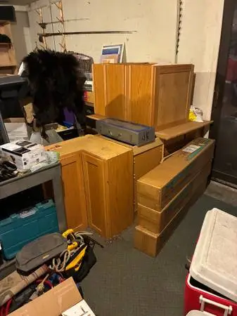 Solid wood, upper and lower cabinets, seven