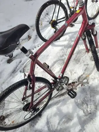 26 Giant 21 speed road bike