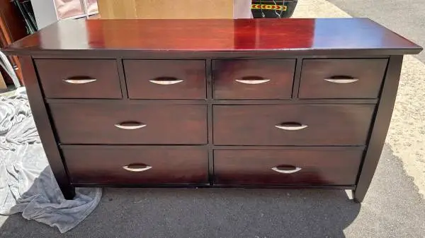 Modern Large Dark reddish brown dresser 8 drawers L64”*D21”*H32”(address i