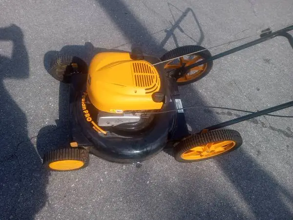 Poulan Pro PUSH MOWER with high back wheels
