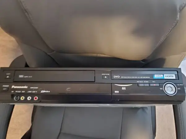 PANASONIC DMR-EZ48V