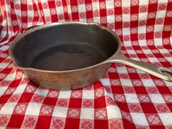 Vintage Wagner Ware Sydney -O- Cast Iron