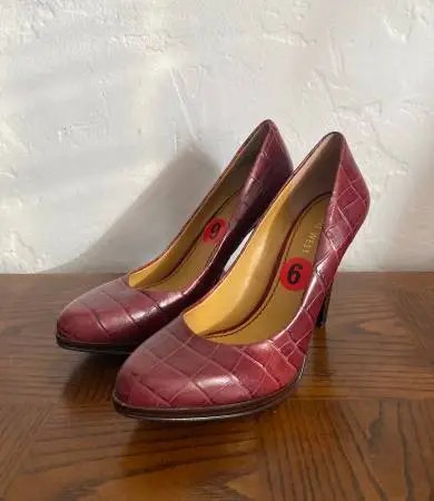 Nine West Ladies Shoes, Size 6 M