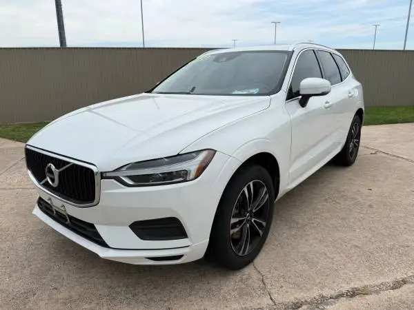 2020 Volvo XC60 T6 Momentum AWD