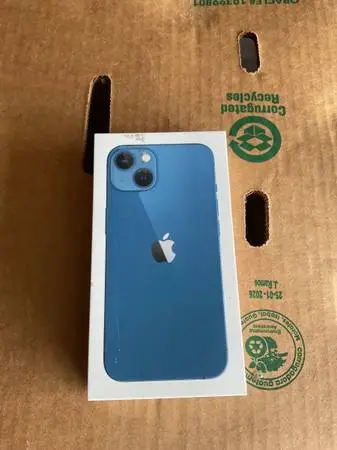IPHONE BOXES - LIKE NEW