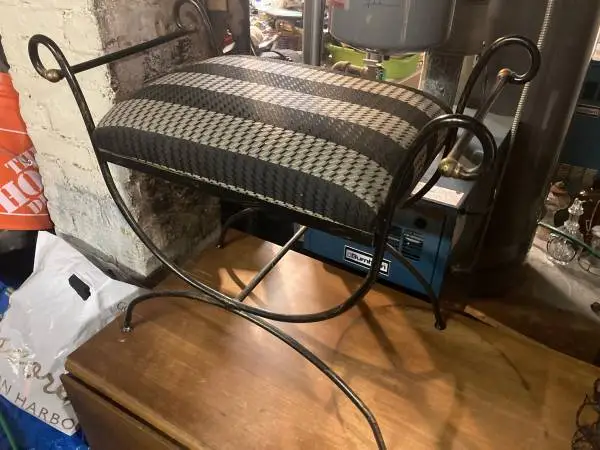 Chair seat