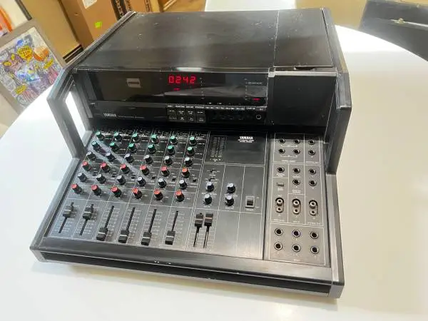 Yamaha RM602 & MT44D Mixer / Cassette Recorder
