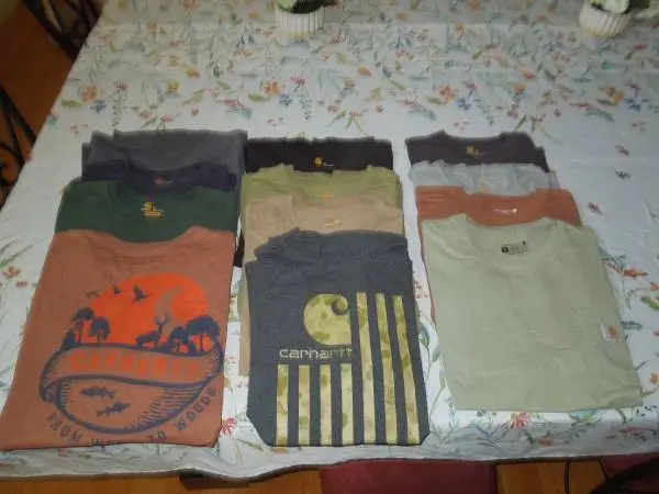 12 Carhartt XL T-shirts