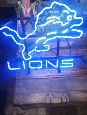 Neon lions light