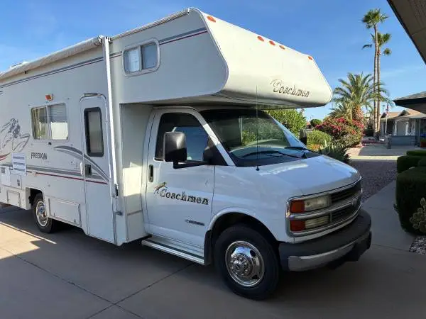 2003 coachman RV from Phoenix Az