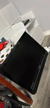 32” 1080p hanspree tv