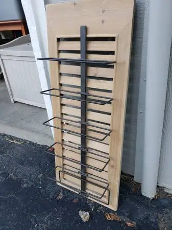 Unique Wall Hanging Rack