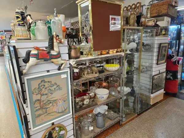 Roseville, McCoy, Skookum Dolls, Cranberry Glass & Antiques